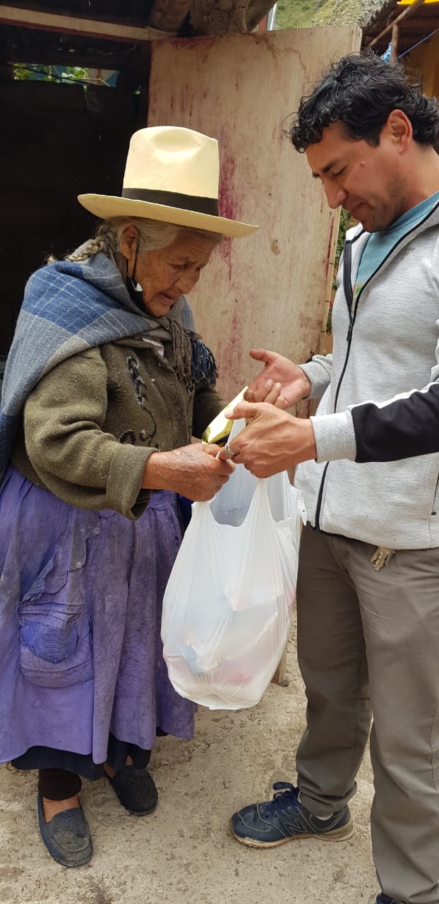 showing hands giving donation